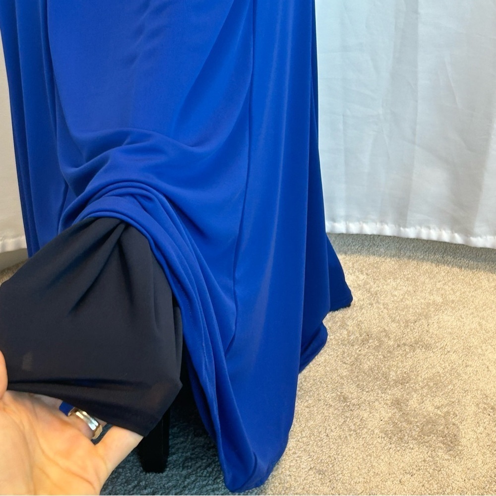 BCBGMAXAZRIA Sophee Cobalt Royal Blue Lace sleeveless Gown Maxi Dress 10 V Neck - Picture 6 of 14
